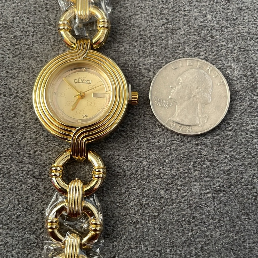 Women’s Fashion Gold Bracelet Watch Round Face Chain Strap - Picture 11 of 11